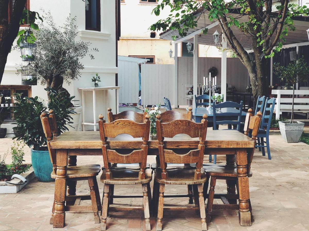 Seven Cafe & Hotel Pogradec Luaran gambar