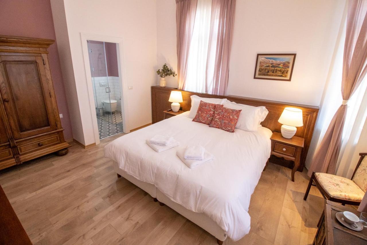 Seven Cafe & Hotel Pogradec Luaran gambar