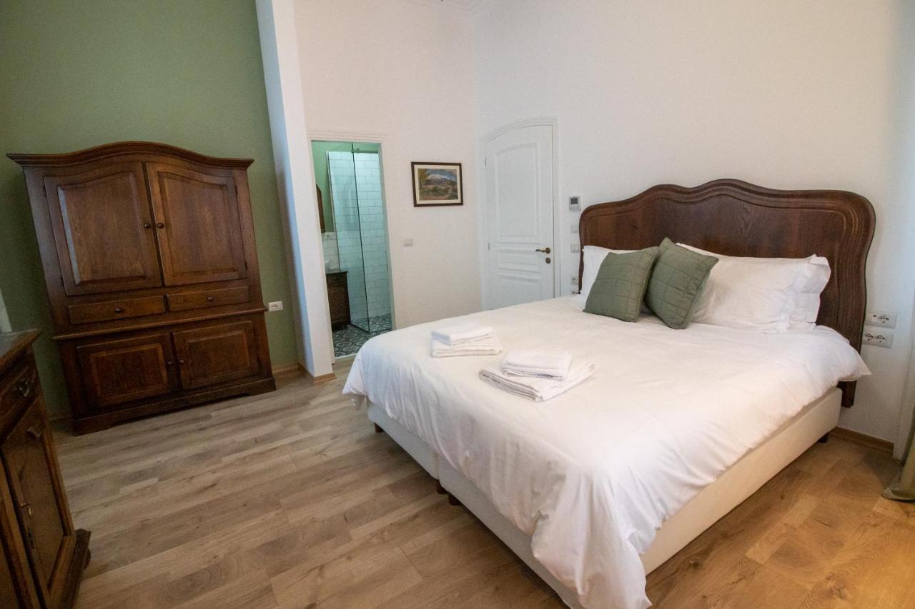 Seven Cafe & Hotel Pogradec Luaran gambar